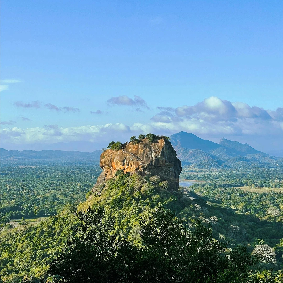 Sri Lanka Travel Guide for First-Time Visitors: Beaches, Culture, Food and Travel Tips